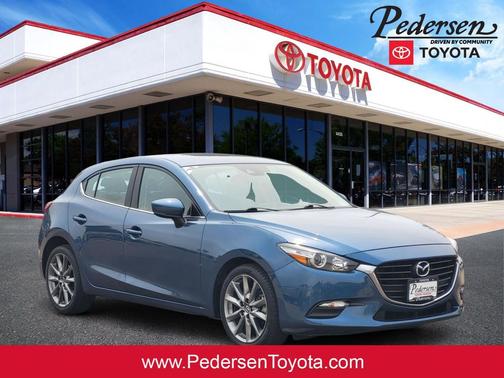 Eternal Blue Mica 2018 Mazda Mazda3 Touring