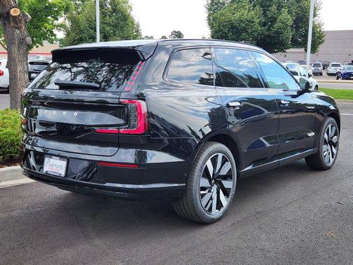 2025 Volvo EX90 Twin Motor Ultra