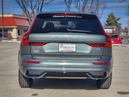 2026 Volvo XC60 B5 Core