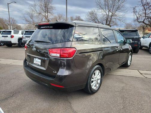 2015 Kia Sedona LX