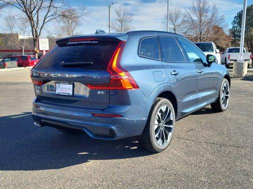 2026 Volvo XC60 B5 Plus