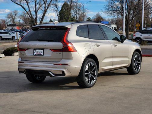 2026 Volvo XC60 B5 Plus