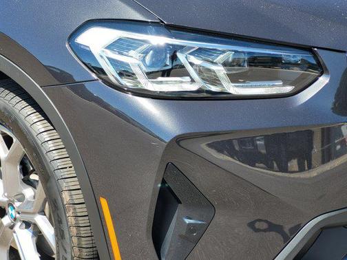 Dark Graphite Metallic 2022 BMW X3 xDrive30i