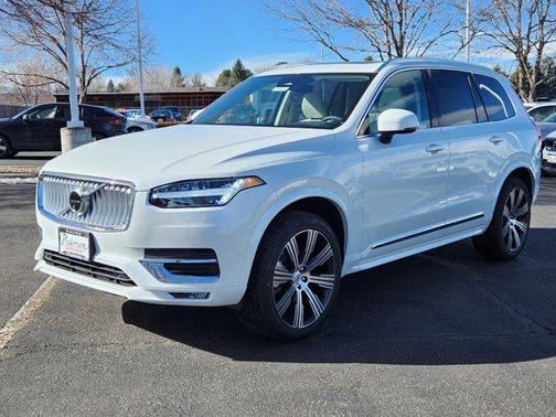 2025 Volvo XC90 B6 Plus 7-Seater