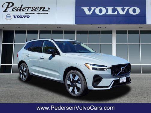 2025 Volvo XC60 Plug-In Hybrid T8 Plus