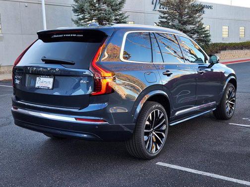 2026 Volvo XC90 B6 Plus 7-Seater