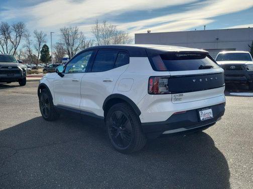 Crystal White Metallic 2026 Volvo EX30 Cross Country Ultra, Twin Motor Performance, Fully electric