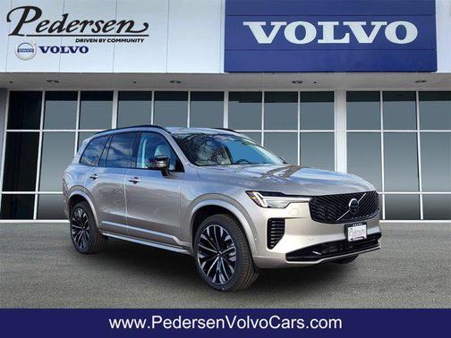 2026 Volvo XC90 Ultra Dark Theme, B6 AWD Gas (mild hybrid), Gasoline, 7 Seats