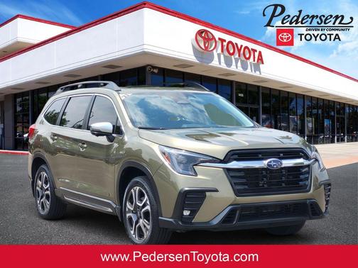 Autumn Green Metallic 2023 Subaru Ascent Limited 7-Passenger