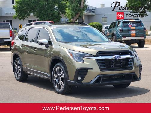 Autumn Green Metallic 2023 Subaru Ascent Limited 7-Passenger