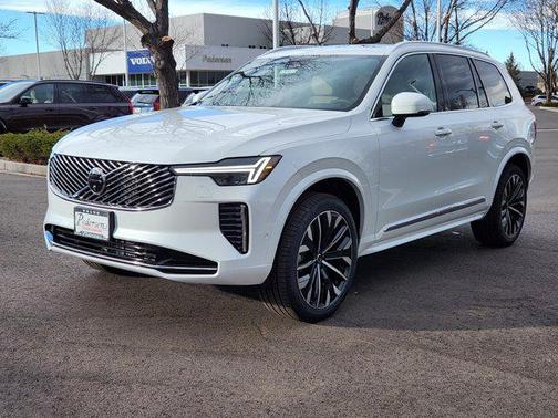 2026 Volvo XC90 B6 Plus 7-Seater