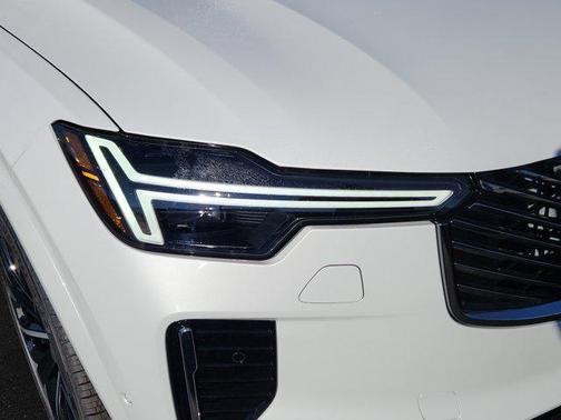 2026 Volvo XC90 B6 Ultra 7-Seater