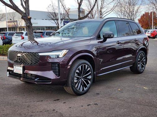 2026 Volvo XC90 B6 Ultra Dark Theme 7-Seater