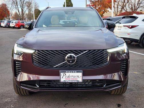 2026 Volvo XC90 B6 Ultra Dark Theme 7-Seater