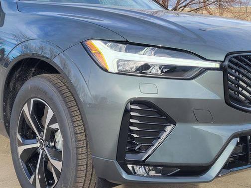 2026 Volvo XC60 B5 Core