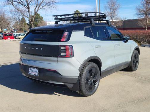 Vapour Grey Metallic 2026 Volvo EX30 Cross Country Ultra