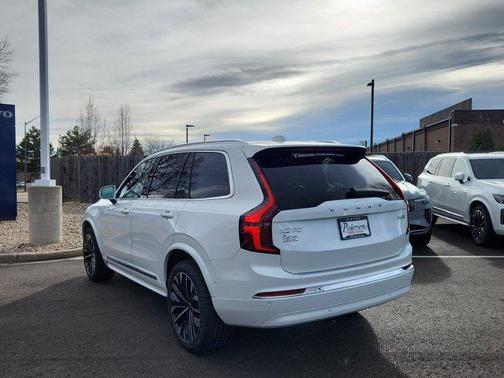 2026 Volvo XC90 B6 Plus 7-Seater