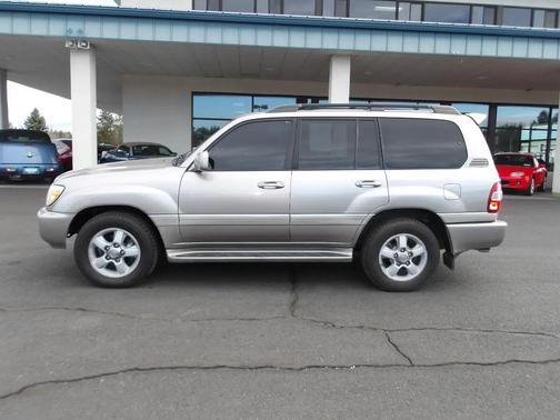 2006 Toyota Land Cruiser Base