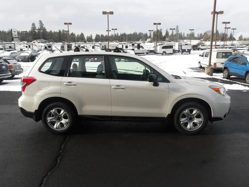 2014 Subaru Forester 2.5i