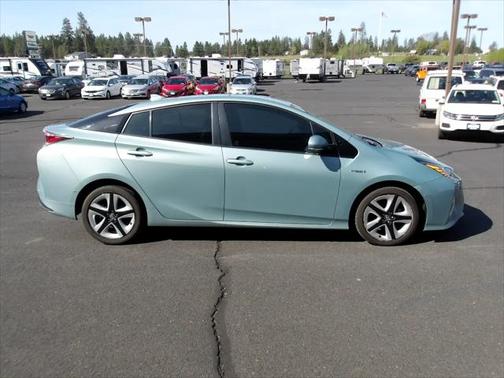 2017 Toyota Prius One