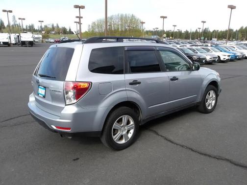 Silver 2013 Subaru Forester 2.5X