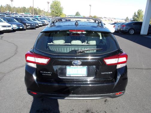 2018 Subaru Impreza 2.0i Premium