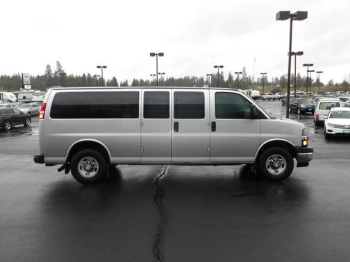 2018 Chevrolet Express 3500 LT