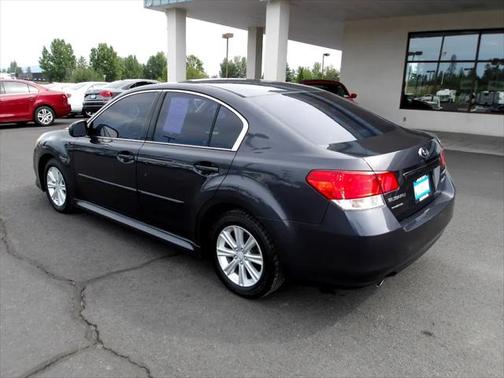 2010 Subaru Legacy Premium