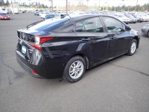2019 Toyota Prius XLE
