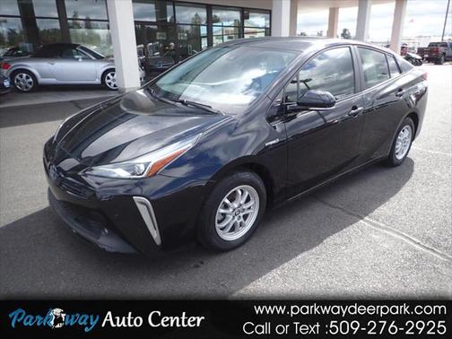 2019 Toyota Prius XLE