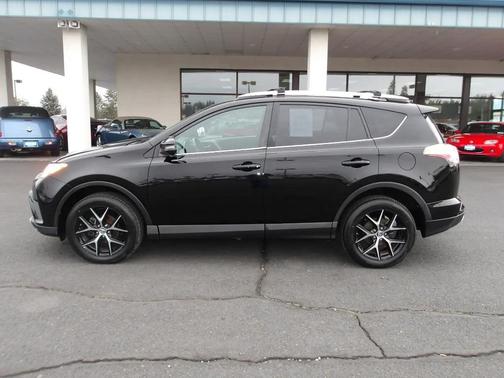 2016 Toyota RAV4 SE