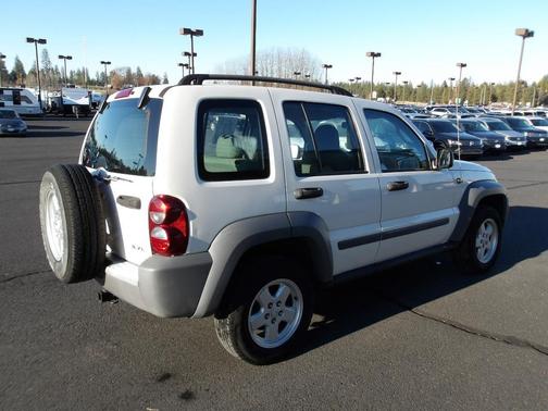 2005 Jeep Liberty Sport