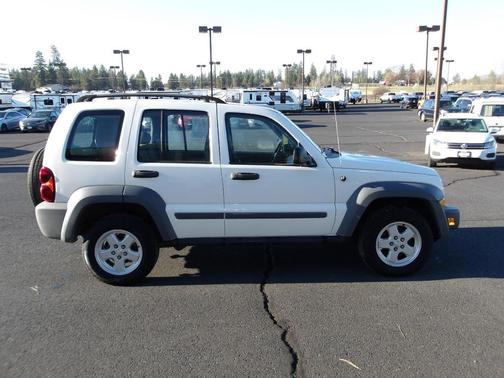 2005 Jeep Liberty Sport