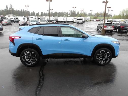 Blue 2024 Chevrolet Trax 2RS