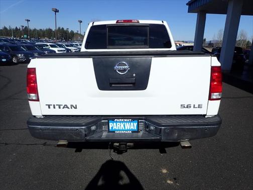 2005 Nissan Titan LE Crew Cab