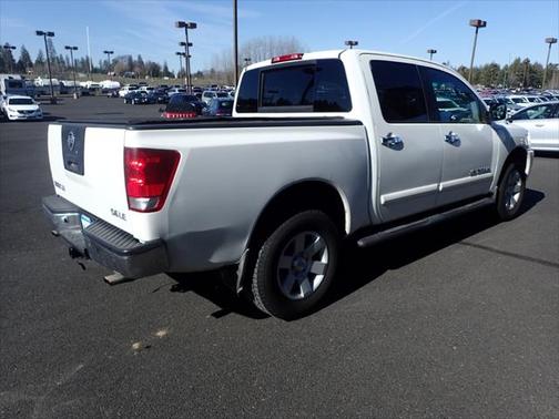 2005 Nissan Titan LE Crew Cab
