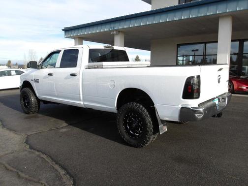2014 RAM 2500 4WD Crew Cab 169'' Tradesman