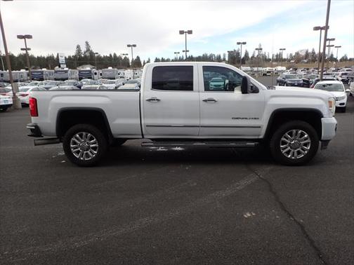 2015 GMC Sierra 2500 Denali