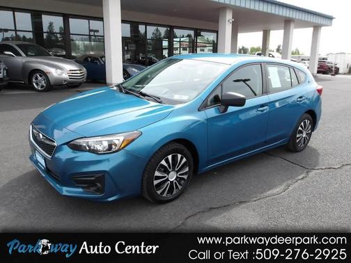 Blue 2019 Subaru Impreza 2.0i