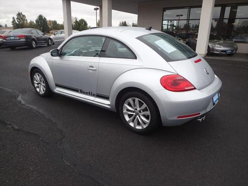 2013 Volkswagen Beetle 2.0L TDI