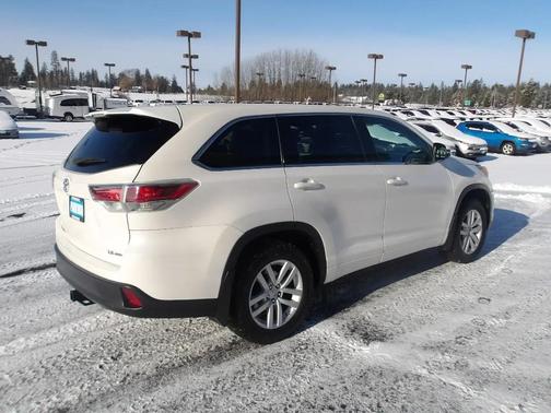 2014 Toyota Highlander LE