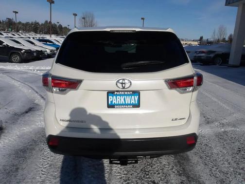 2014 Toyota Highlander LE