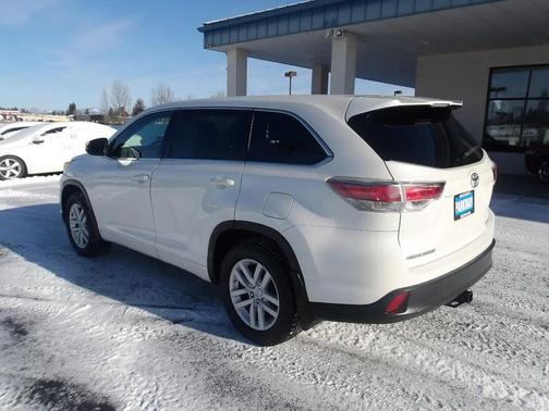 2014 Toyota Highlander LE