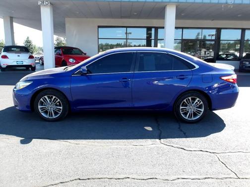 2016 Toyota Camry SE