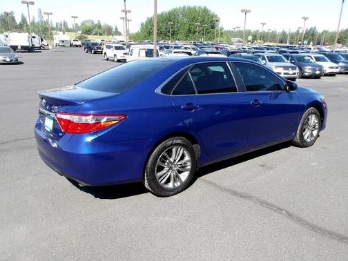 2016 Toyota Camry SE