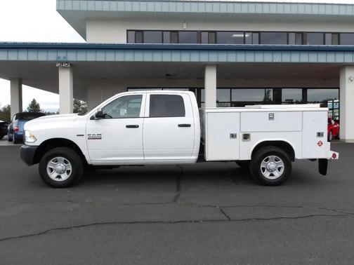 2015 RAM 3500 4WD Crew Cab 169'' Tradesman