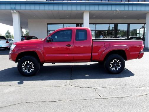2015 Toyota Tacoma Base