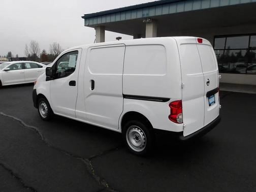 2018 Nissan NV200 S