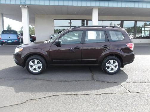 Burgundy 2013 Subaru Forester 2.5X
