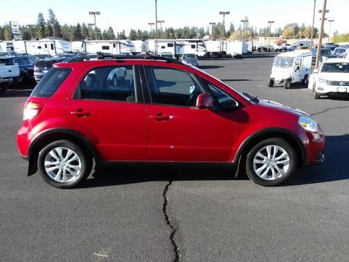 2013 Suzuki SX4 Convenience AWD